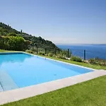 شقة Lakeview Luxury In Torri توري ديل بيناكو