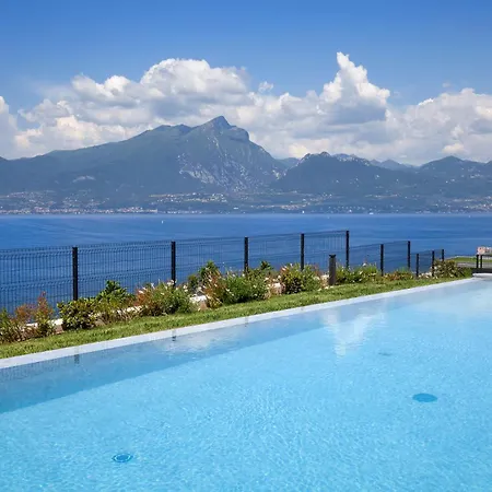 Lakeview Luxury In Torri توري ديل بيناكو