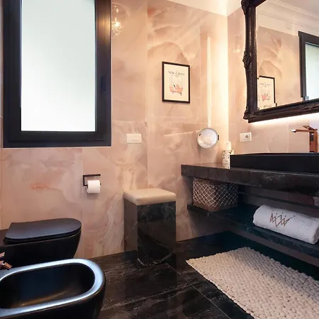 Апартаменты Lakeview Luxury In Torri Торри-дель-Бенако