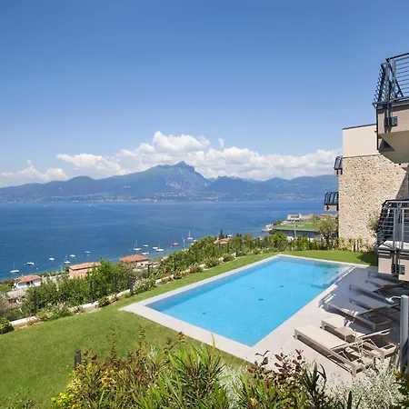 Lakeview Luxury In Torri Апартаменты Торри-дель-Бенако