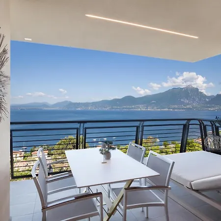 Lakeview Luxury In Torri Торри-дель-Бенако
